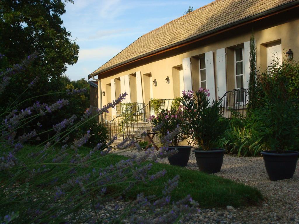 Апартаменты Les Communs Du Manoir Экюли Экстерьер фото