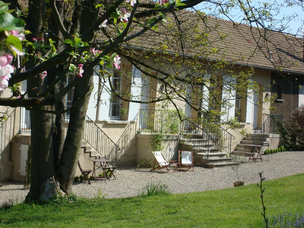 Апартаменты Les Communs Du Manoir Экюли Номер фото