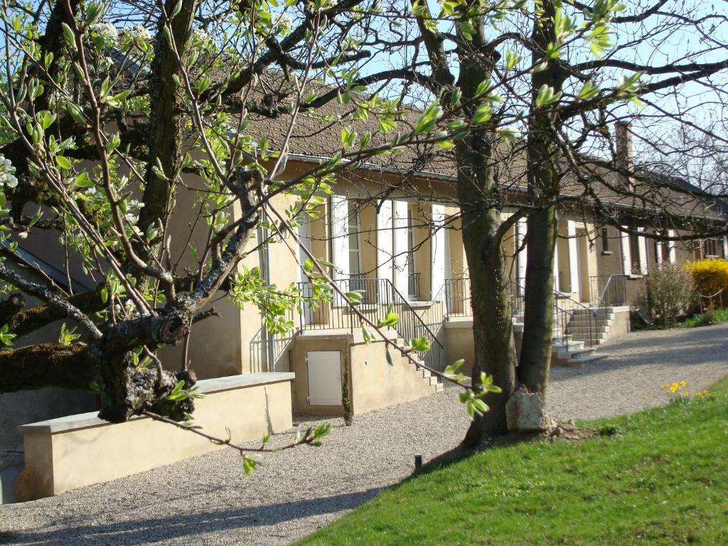 Апартаменты Les Communs Du Manoir Экюли Экстерьер фото