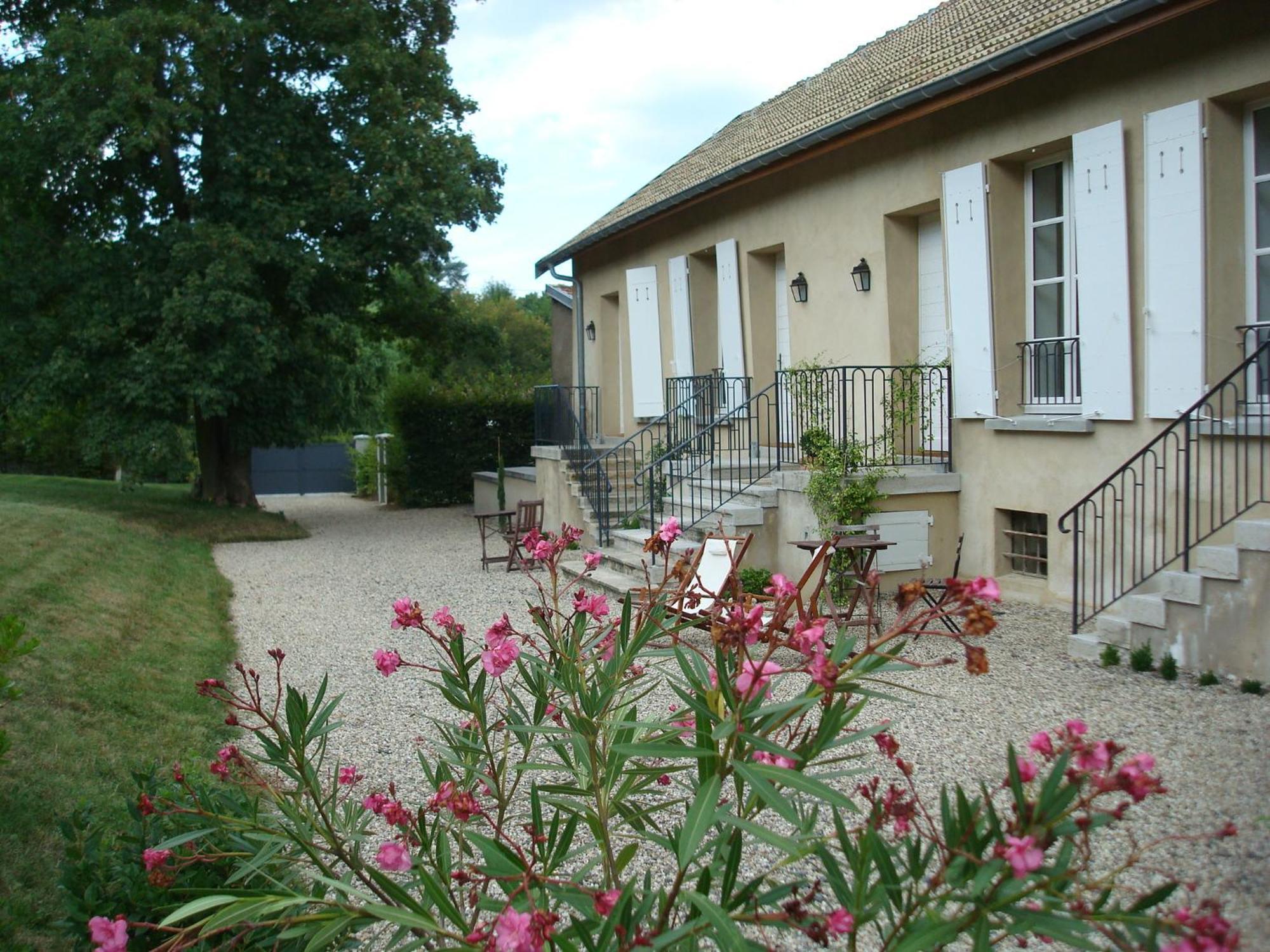 Апартаменты Les Communs Du Manoir Экюли Экстерьер фото