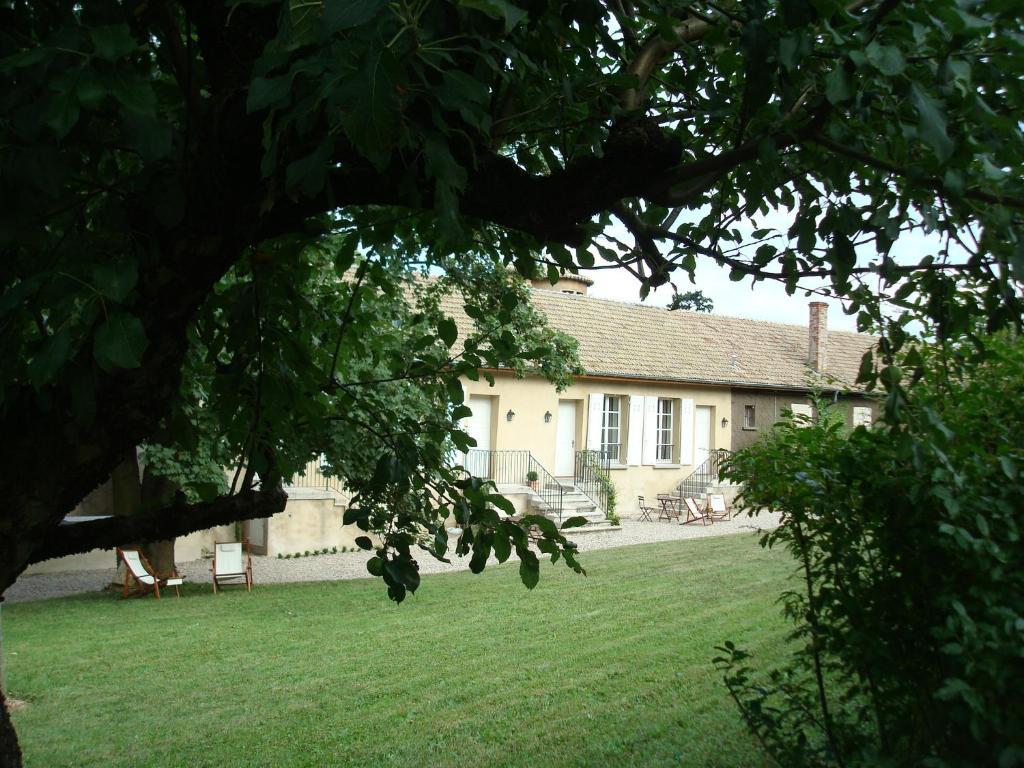 Апартаменты Les Communs Du Manoir Экюли Экстерьер фото