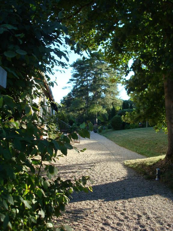 Апартаменты Les Communs Du Manoir Экюли Экстерьер фото