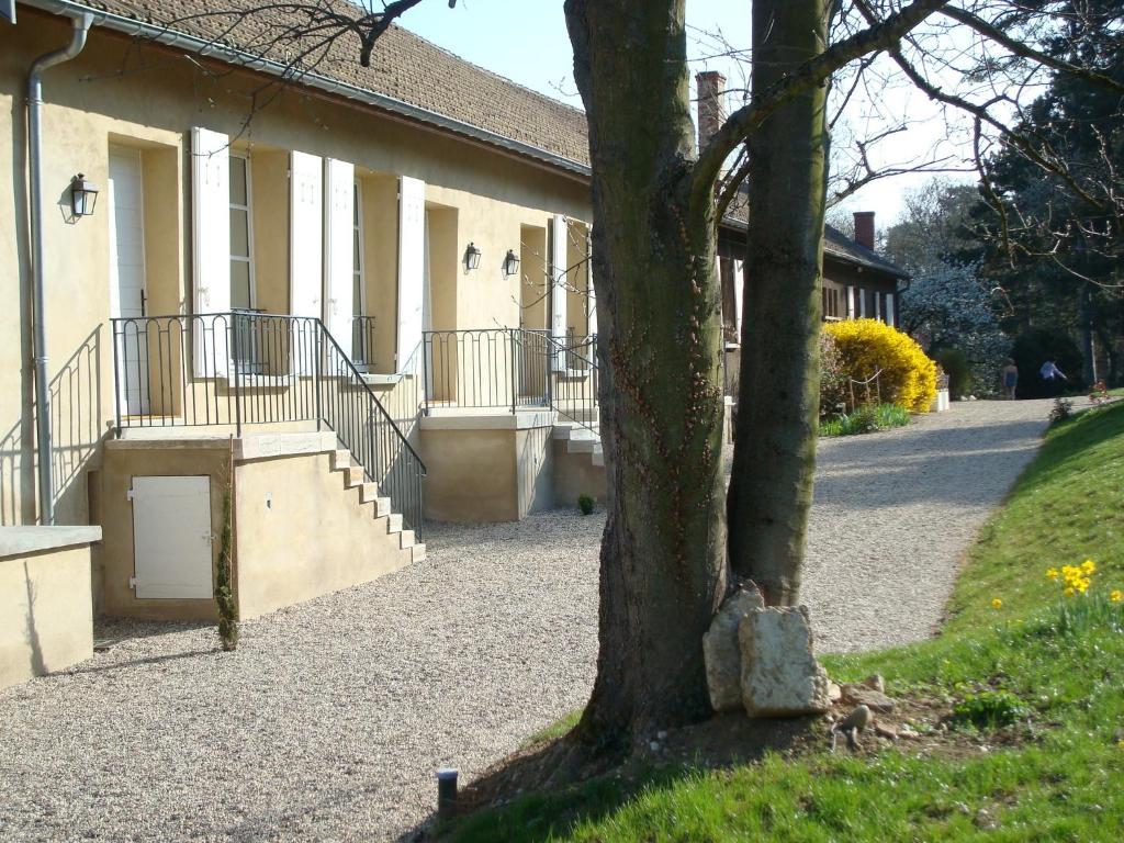 Апартаменты Les Communs Du Manoir Экюли Экстерьер фото